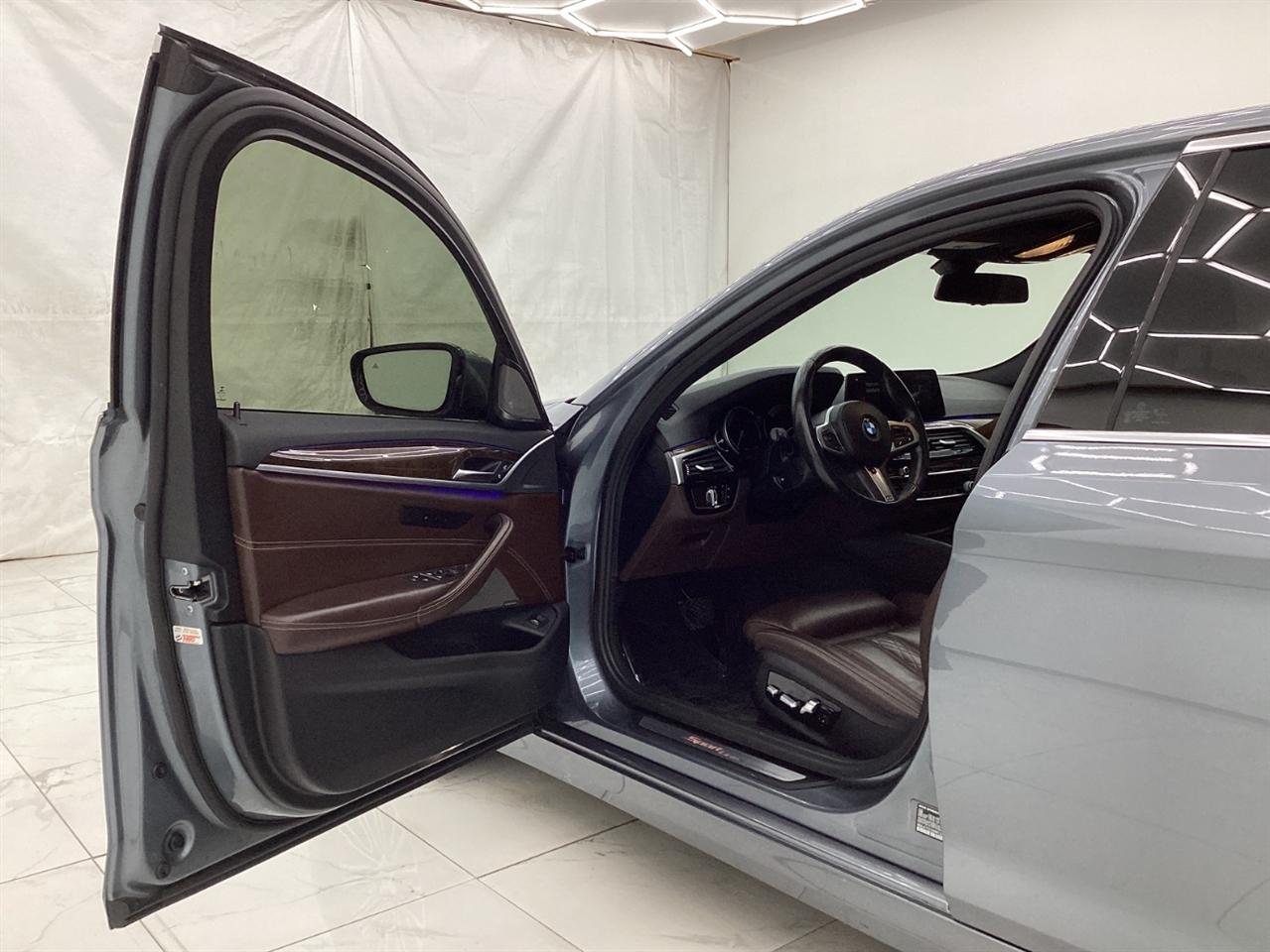 BMW 5 Series 540i xDrive Sedan 2019