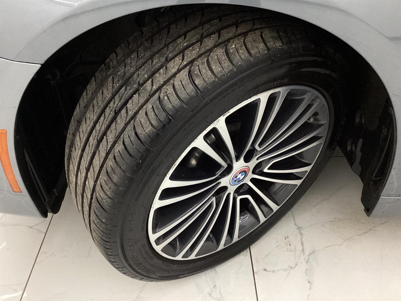 BMW 5 Series 540i xDrive Sedan 2019