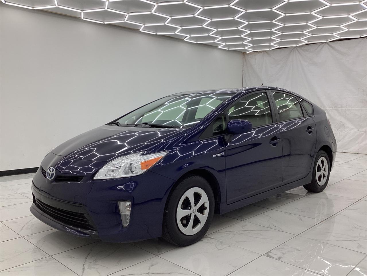 Toyota Prius 5dr HB Persona Series Special Edition (Natl) 2015