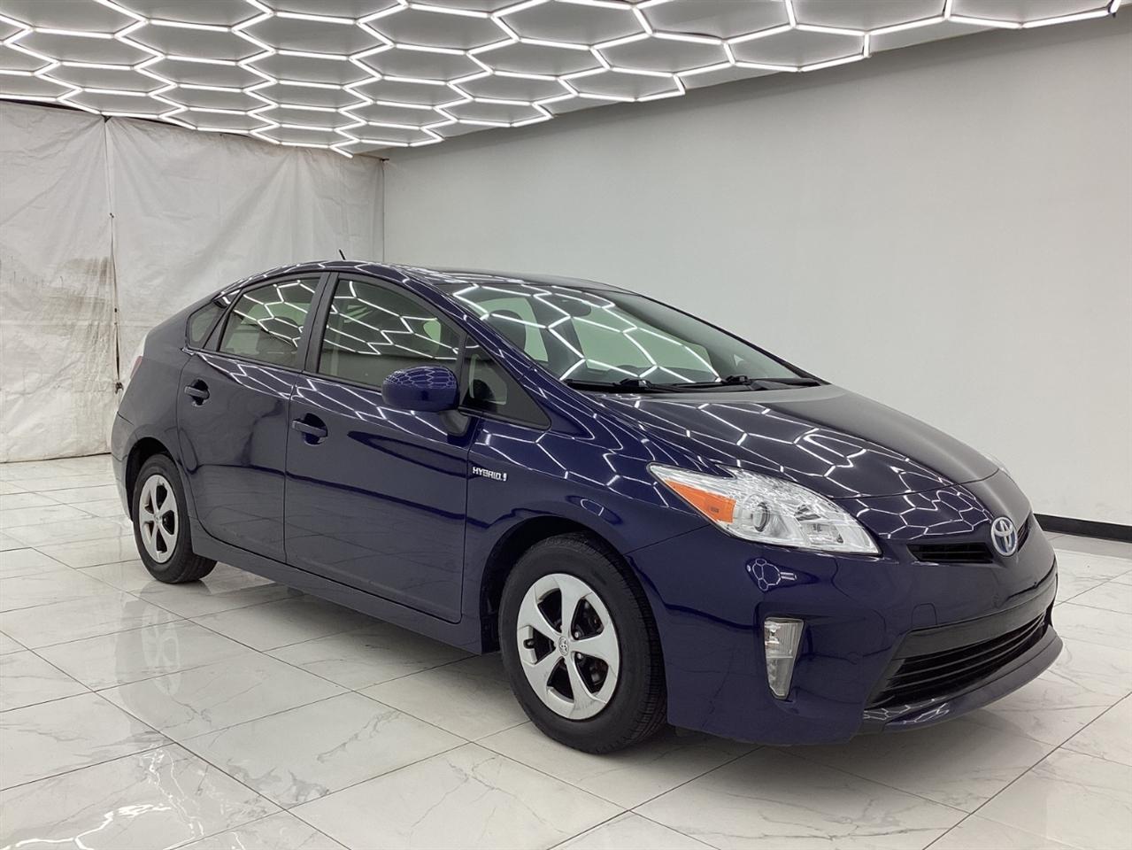 Toyota Prius 5dr HB Persona Series Special Edition (Natl) 2015