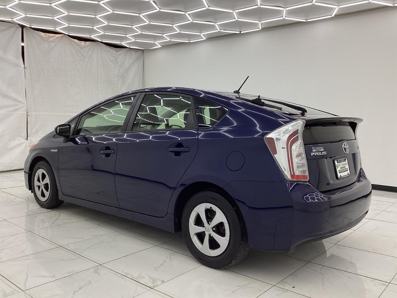 Toyota Prius 5dr HB Persona Series Special Edition (Natl) 2015
