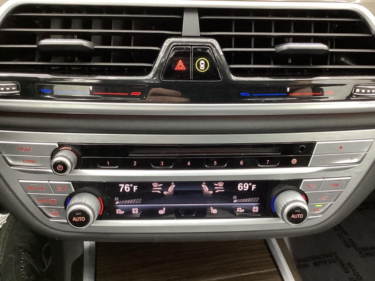 BMW 7 Series 740i xDrive Sedan 2019