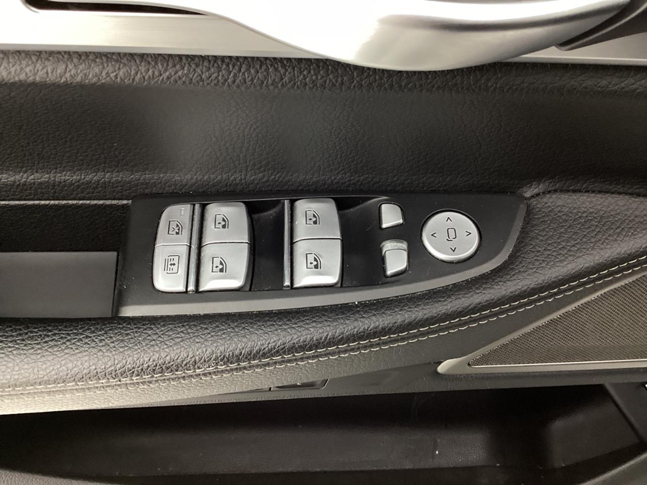 BMW 7 Series 740i xDrive Sedan 2019