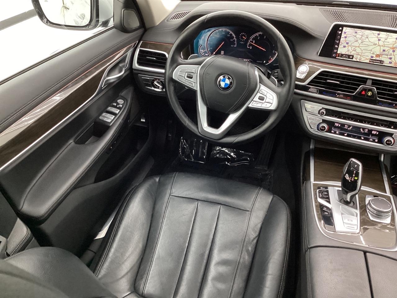 BMW 7 Series 740i xDrive Sedan 2019