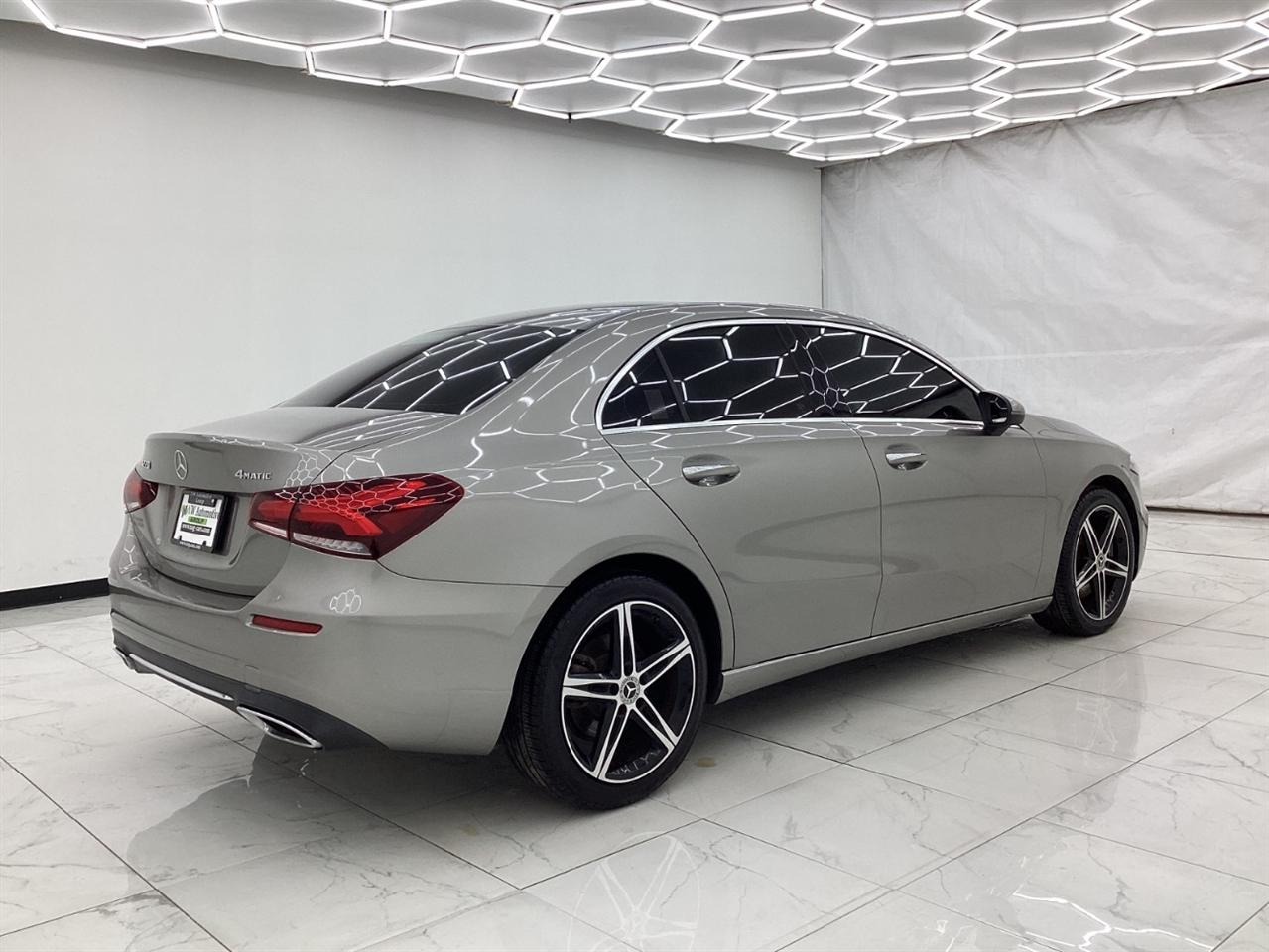 Mercedes-Benz A-Class A 220 4MATIC Sedan 2019