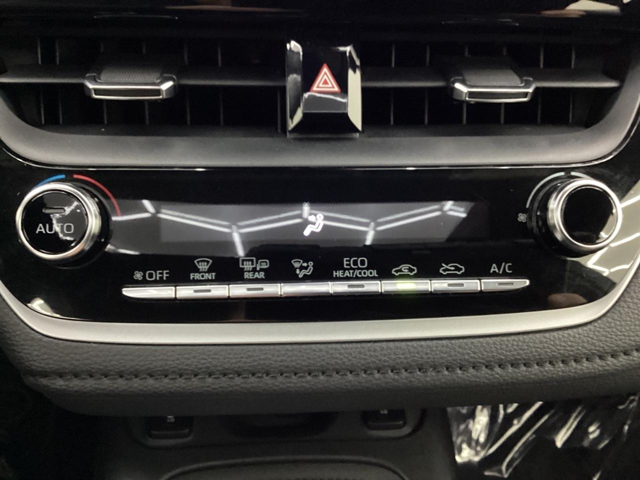 Toyota Corolla XSE CVT (Natl) 2020