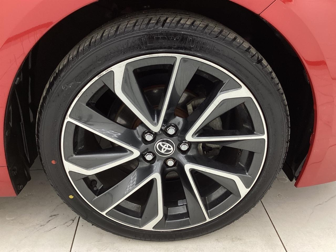 Toyota Corolla XSE CVT (Natl) 2020