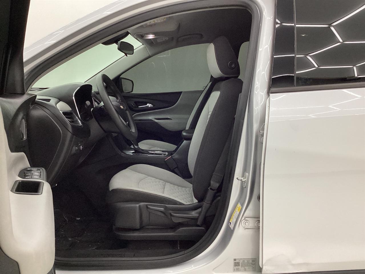 Chevrolet Equinox FWD 4dr LS w/1LS 2019