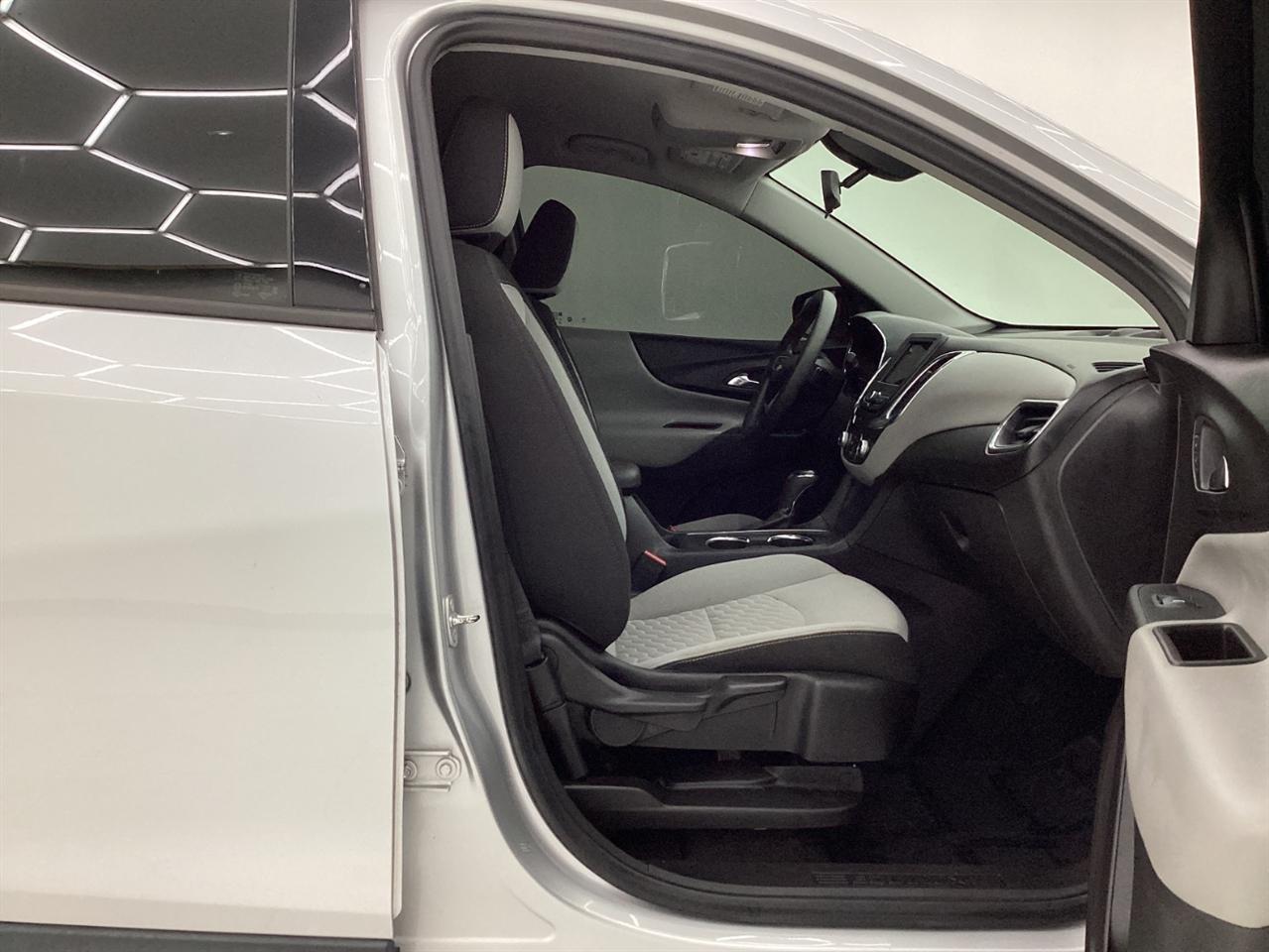 Chevrolet Equinox FWD 4dr LS w/1LS 2019