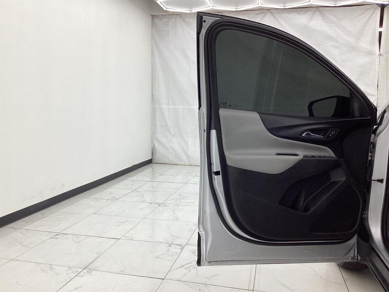 Chevrolet Equinox FWD 4dr LS w/1LS 2019