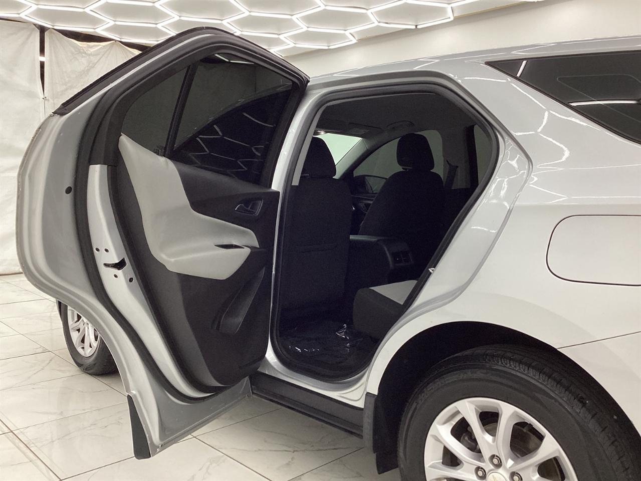 Chevrolet Equinox FWD 4dr LS w/1LS 2019