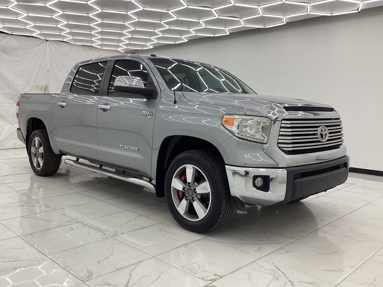 Toyota Tundra 4WD Truck CrewMax 5.7L V8 6-Spd AT LTD (Natl) 2015