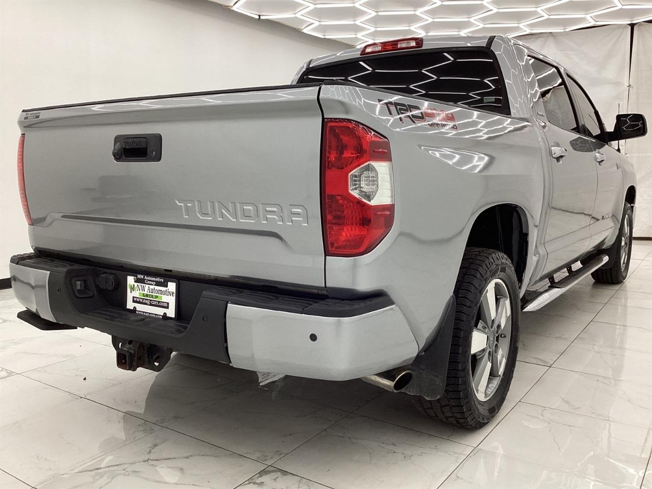 Toyota Tundra 4WD Truck CrewMax 5.7L V8 6-Spd AT LTD (Natl) 2015