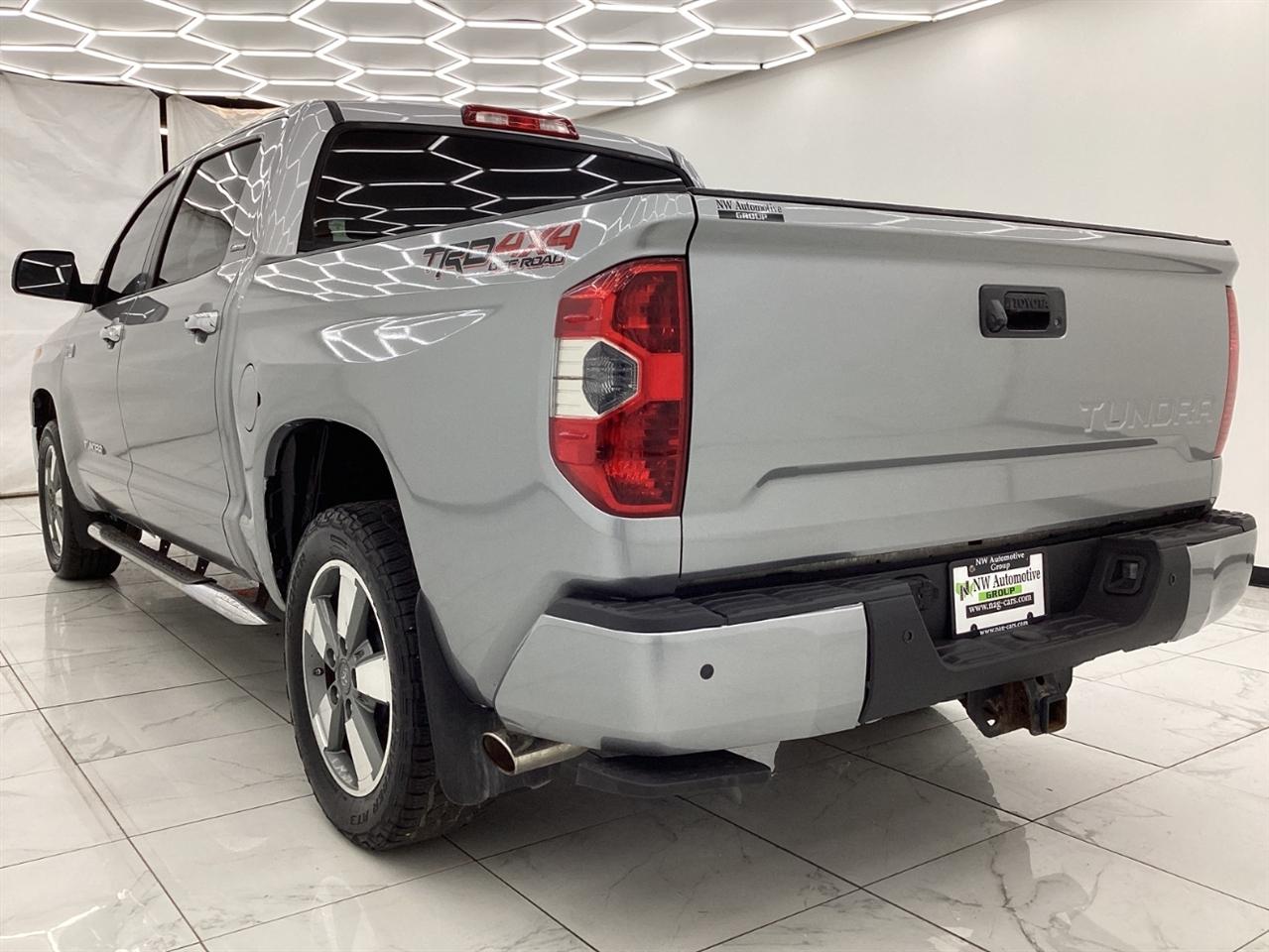 Toyota Tundra 4WD Truck CrewMax 5.7L V8 6-Spd AT LTD (Natl) 2015