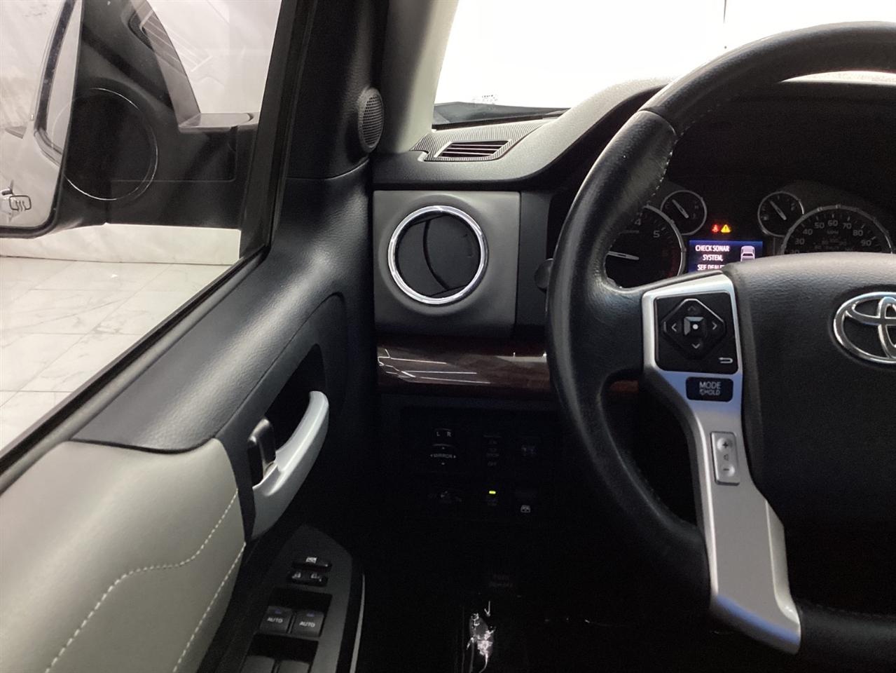 Toyota Tundra 4WD Truck CrewMax 5.7L V8 6-Spd AT LTD (Natl) 2015