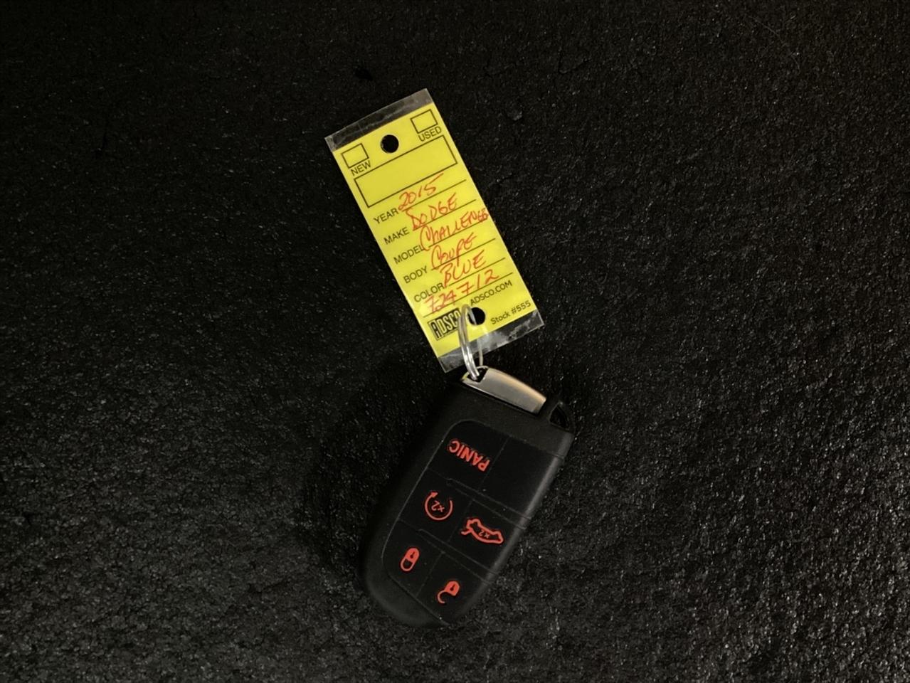 Dodge Challenger 2dr Cpe SXT Plus 2015