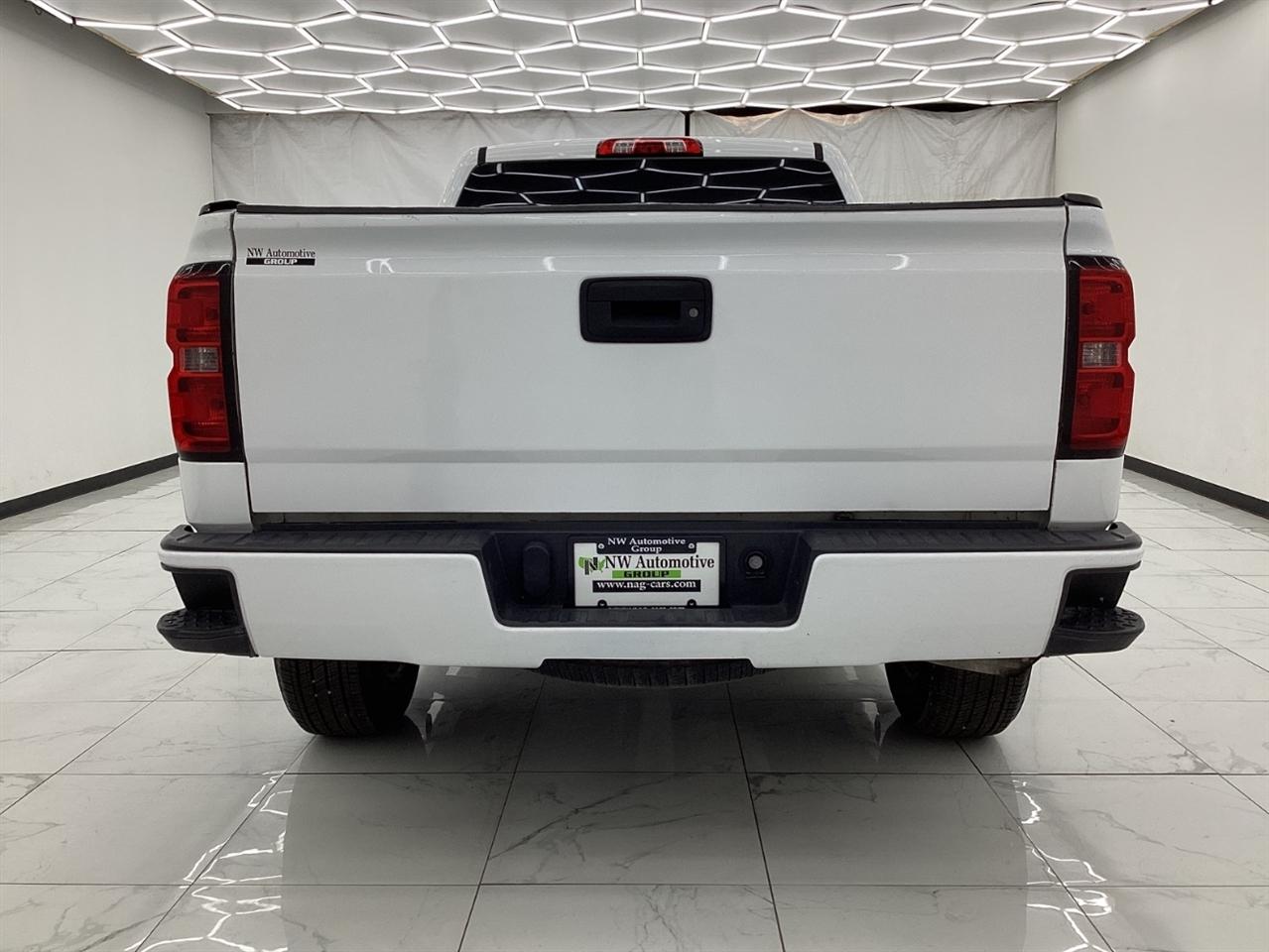 Chevrolet Silverado 1500 2WD Double Cab 143.5" Custom 2016