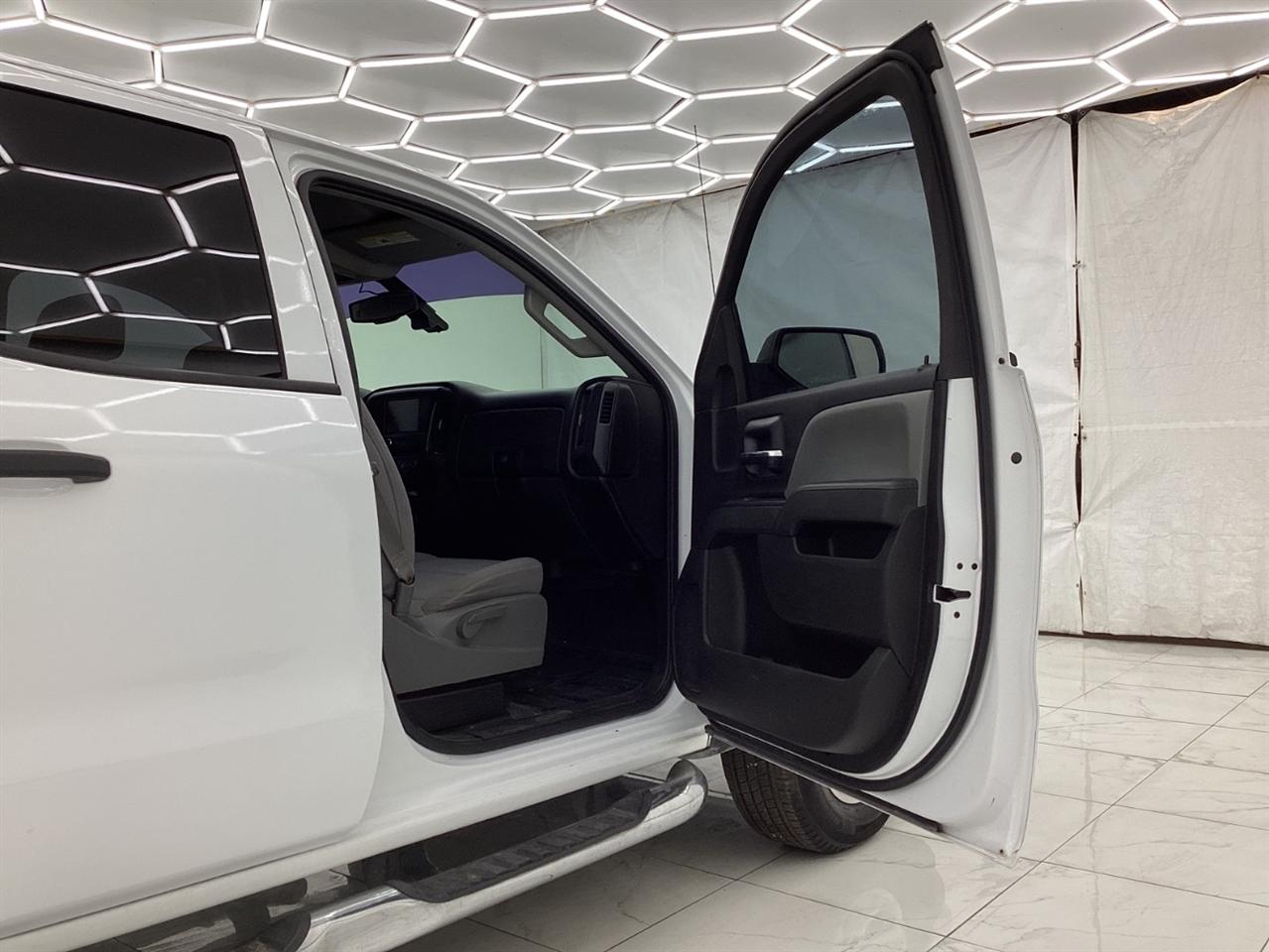 Chevrolet Silverado 1500 2WD Double Cab 143.5" Custom 2016