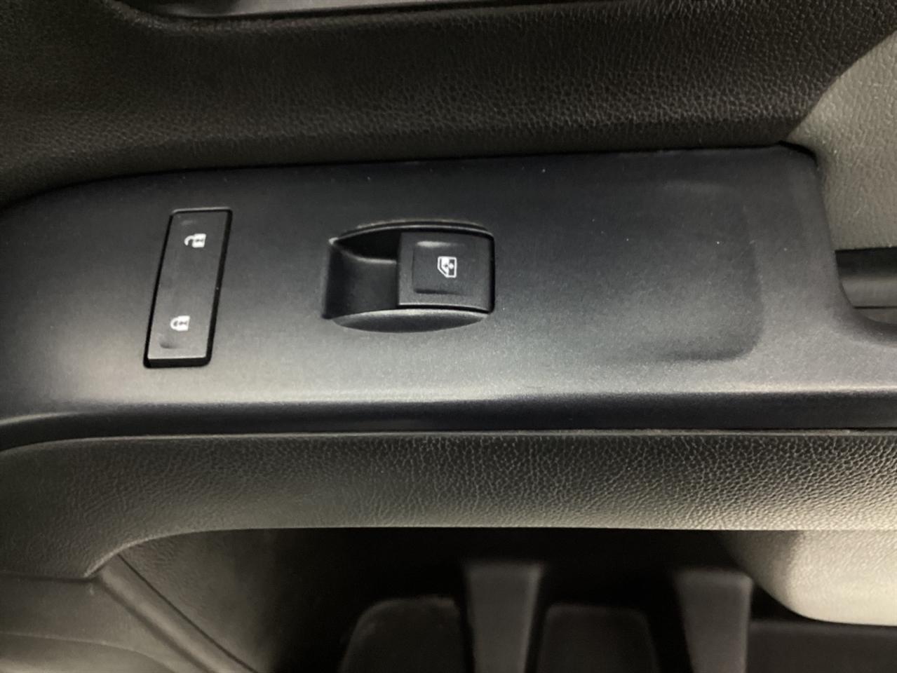 Chevrolet Silverado 1500 2WD Double Cab 143.5" Custom 2016