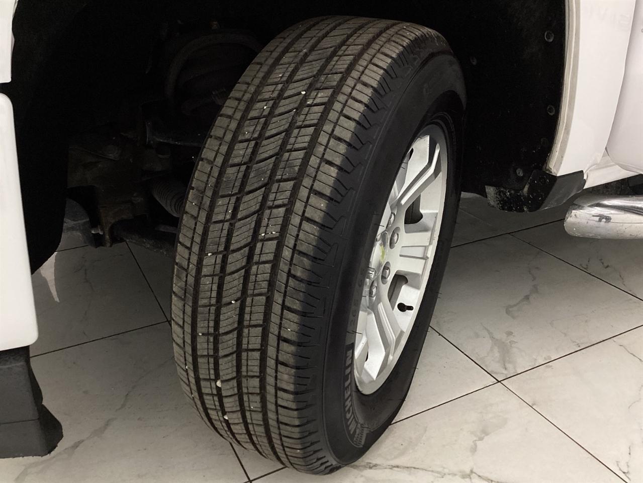 Chevrolet Silverado 1500 2WD Double Cab 143.5" Custom 2016