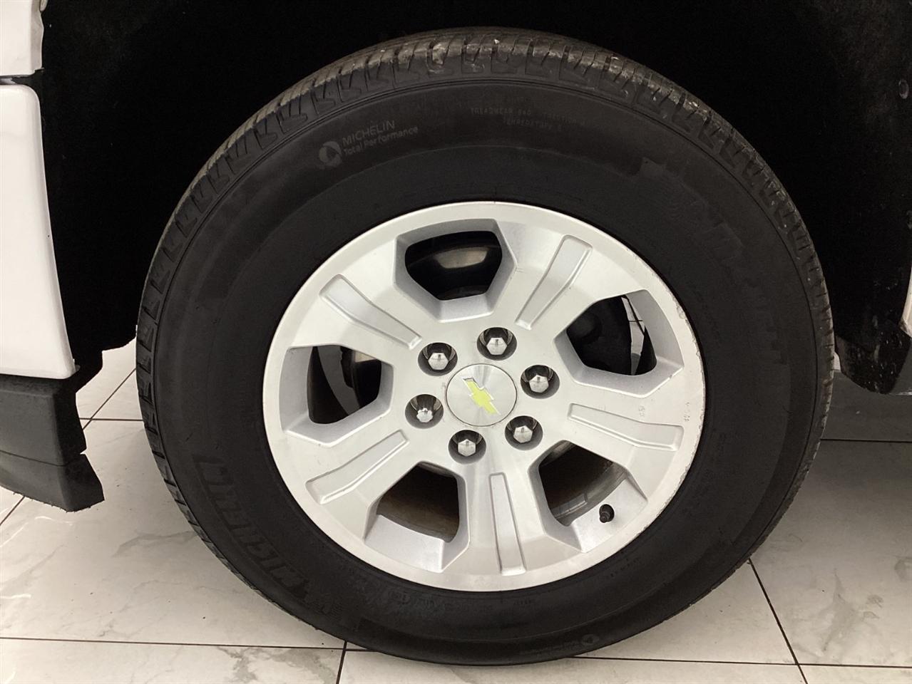 Chevrolet Silverado 1500 2WD Double Cab 143.5" Custom 2016