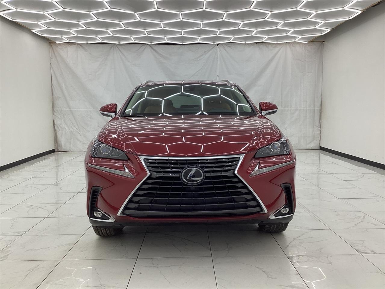 Lexus NX NX 300 FWD 2020