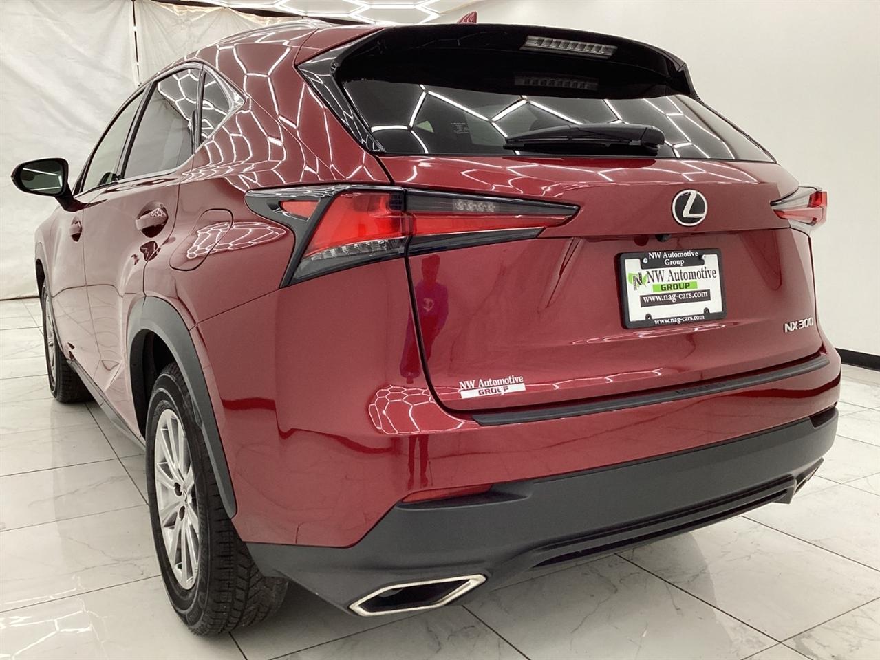 Lexus NX NX 300 FWD 2020