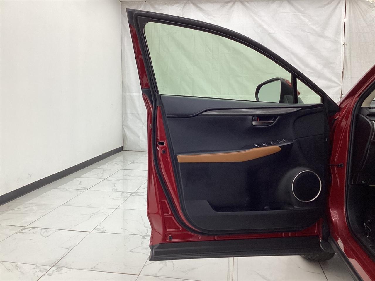 Lexus NX NX 300 FWD 2020