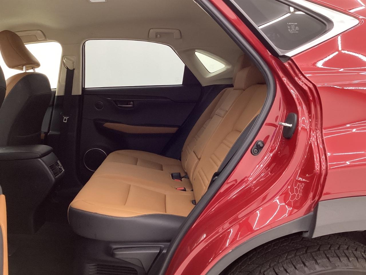 Lexus NX NX 300 FWD 2020