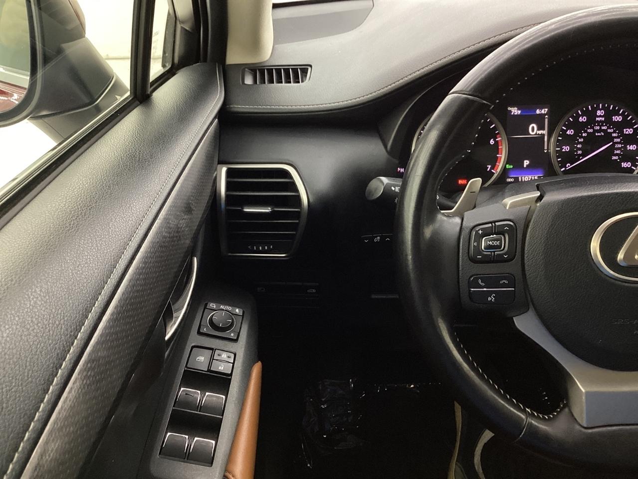 Lexus NX NX 300 FWD 2020