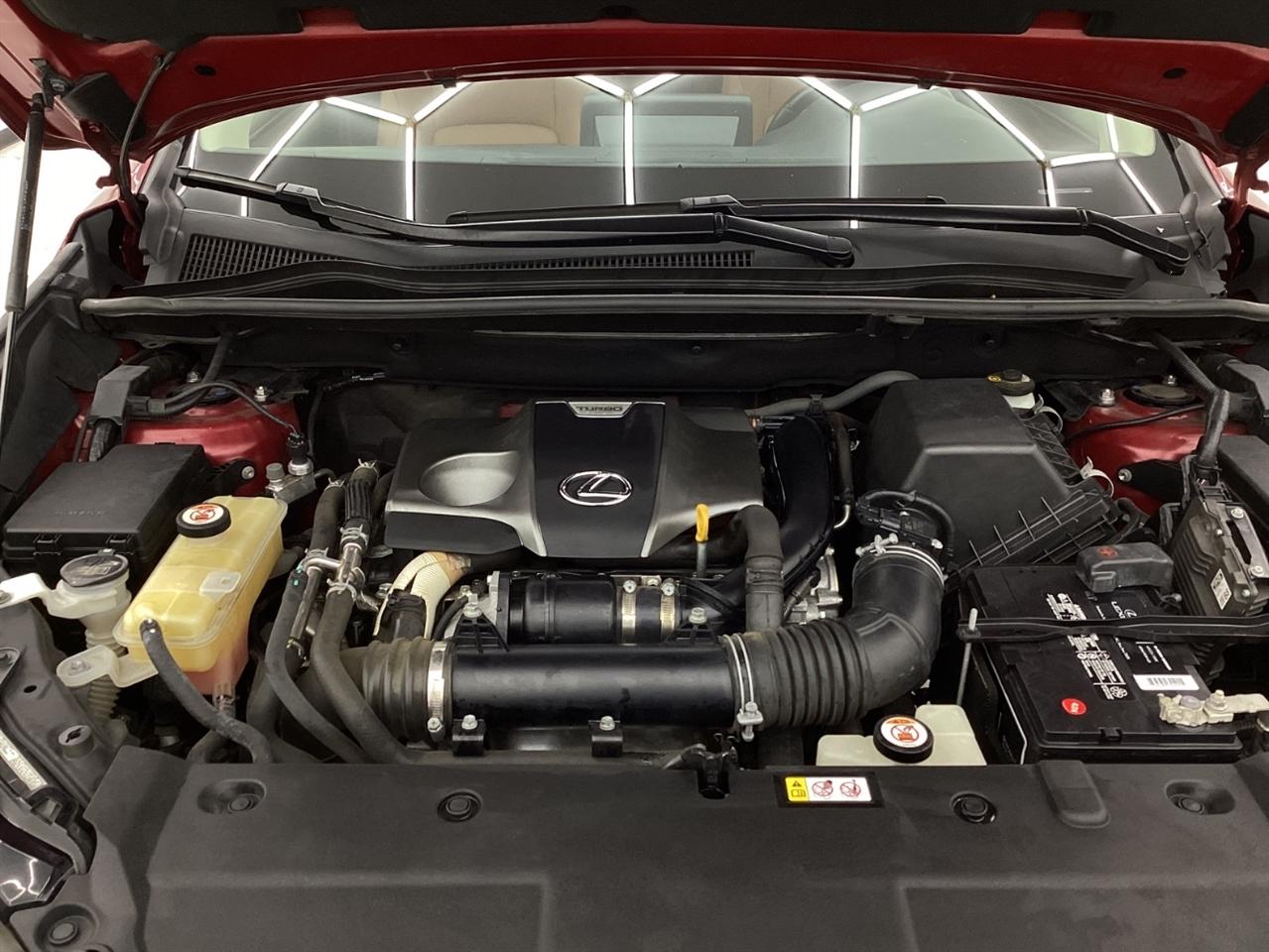 Lexus NX NX 300 FWD 2020