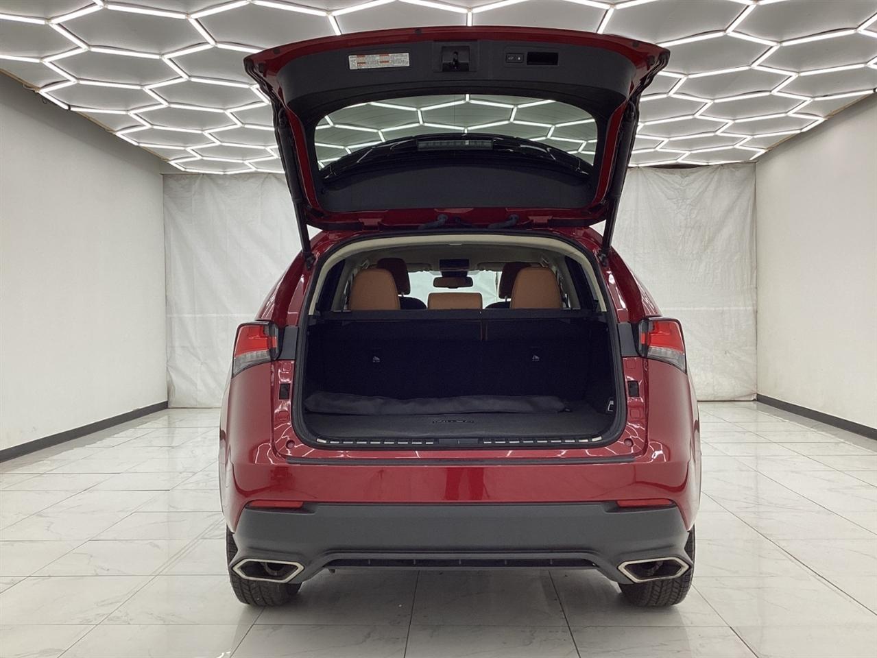 Lexus NX NX 300 FWD 2020