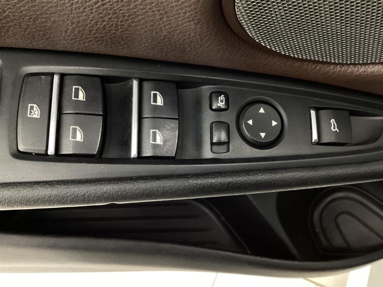 BMW X5 xDrive40e iPerformance Sports Activity Vehicle 2018