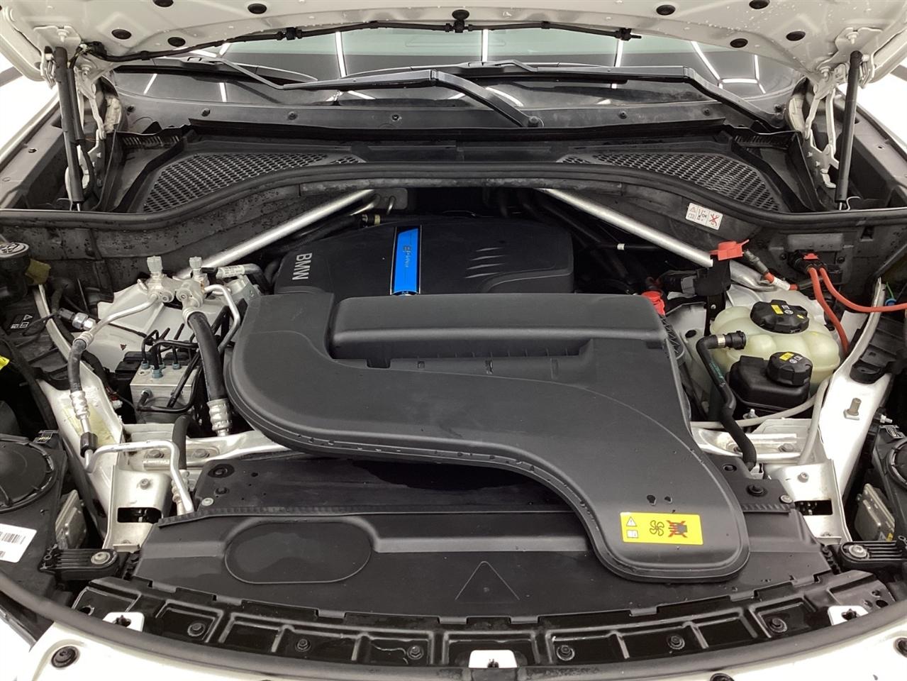 BMW X5 xDrive40e iPerformance Sports Activity Vehicle 2018