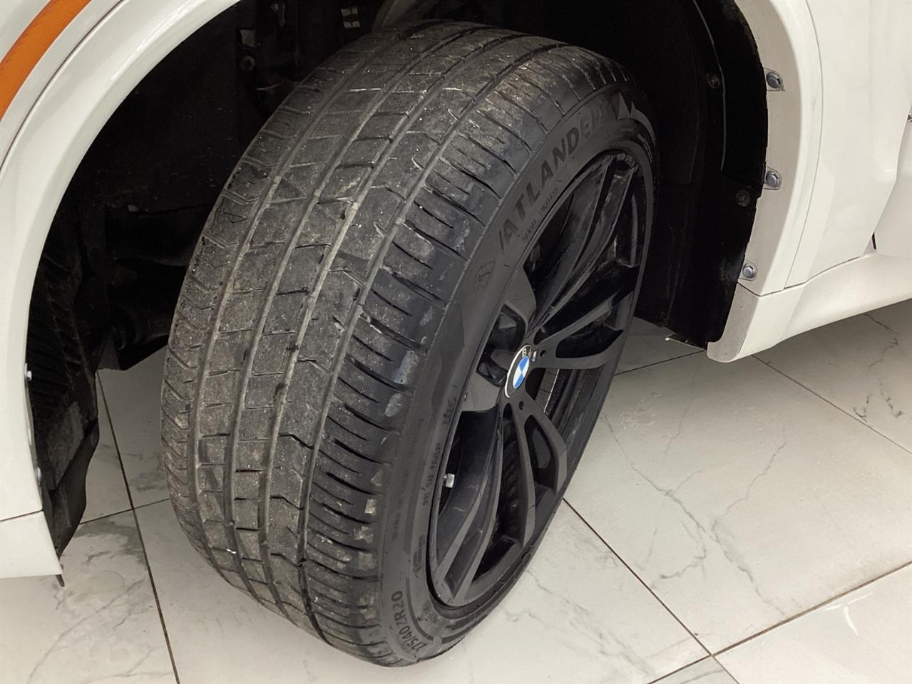 BMW X5 xDrive40e iPerformance Sports Activity Vehicle 2018