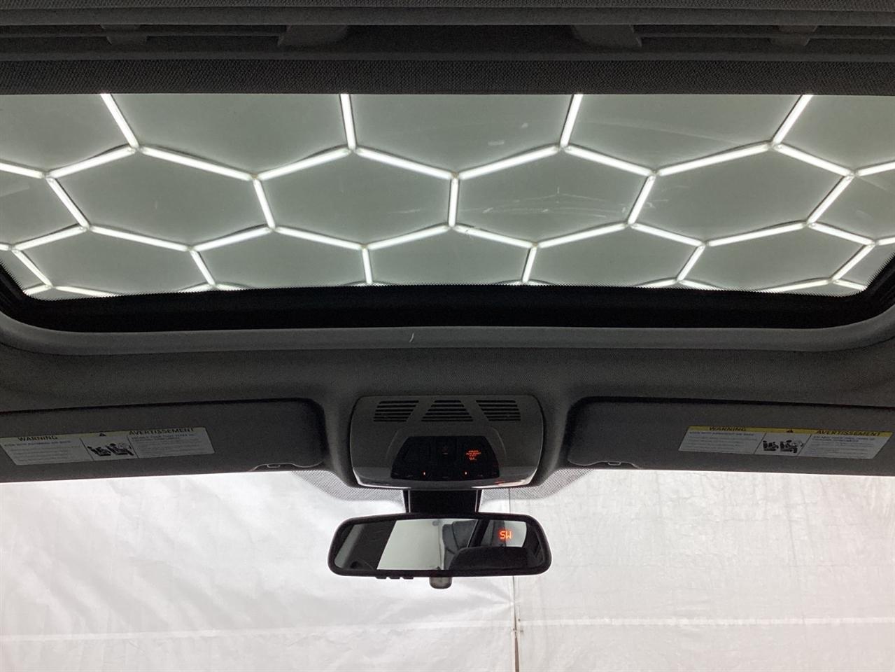 BMW 3 Series 4dr Sdn 320i xDrive AWD 2014