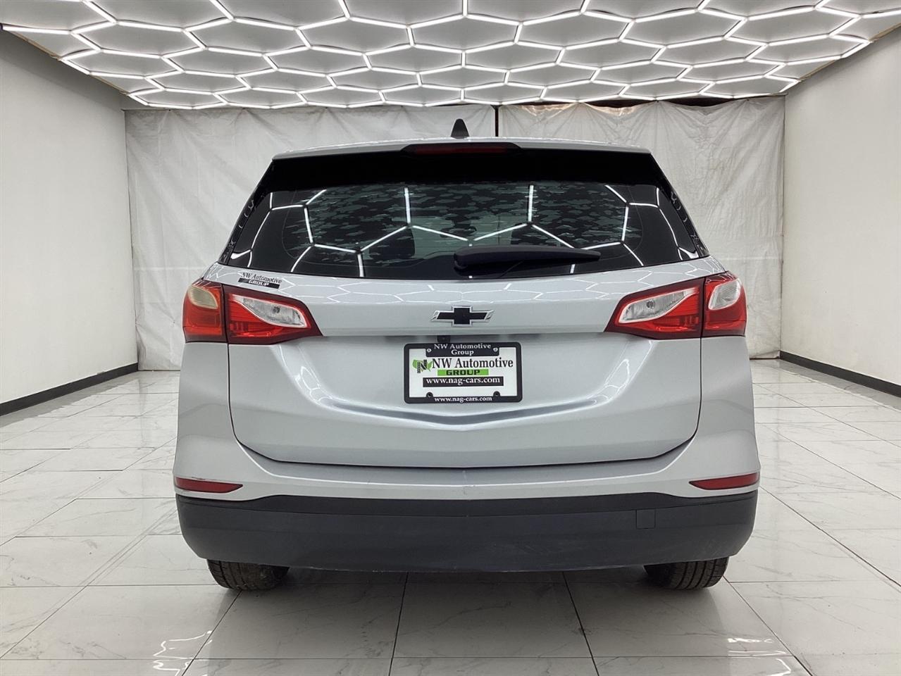 Chevrolet Equinox FWD 4dr LS w/1LS 2021