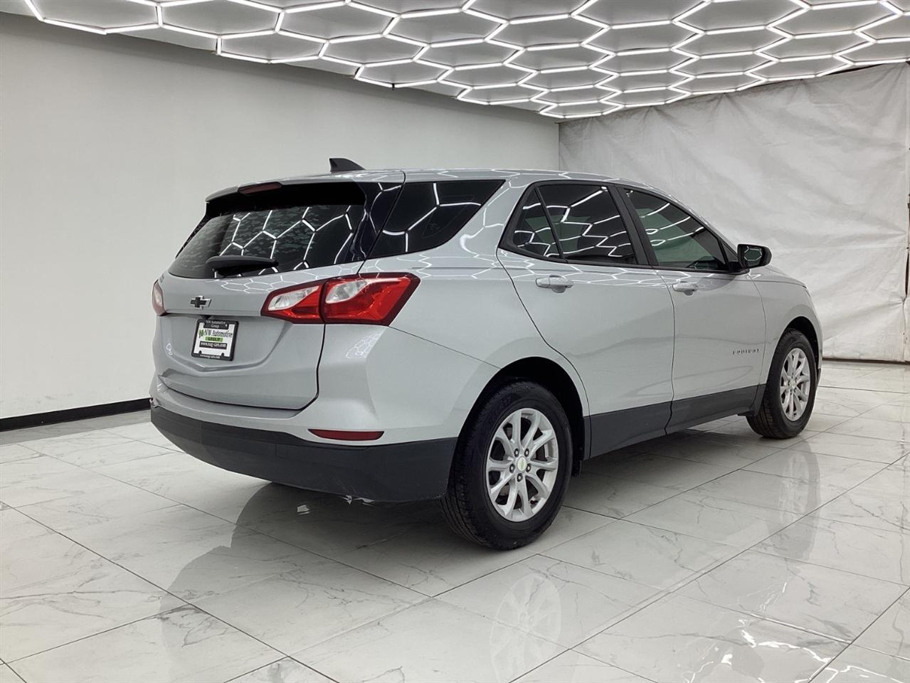 Chevrolet Equinox FWD 4dr LS w/1LS 2021