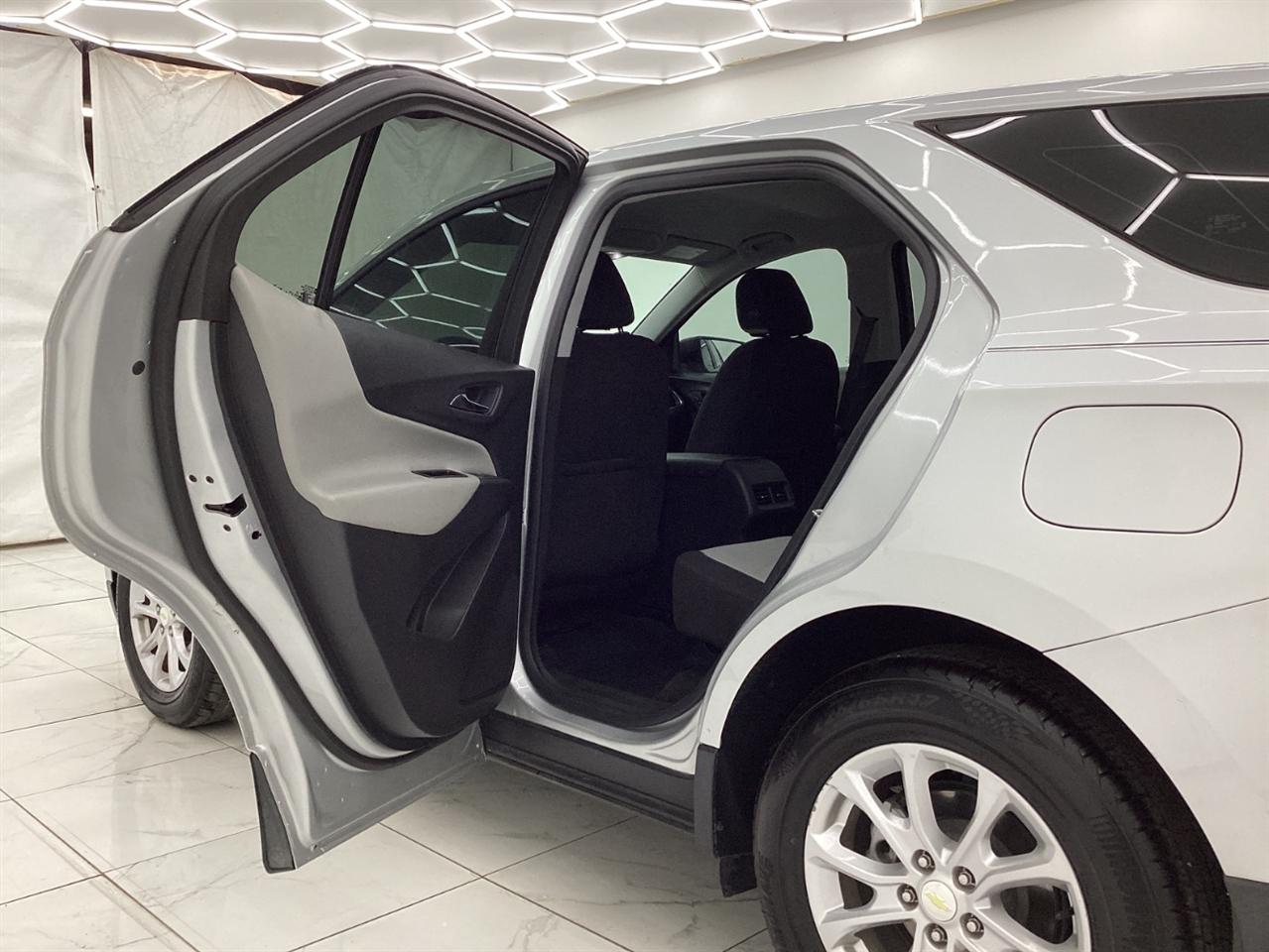 Chevrolet Equinox FWD 4dr LS w/1LS 2021