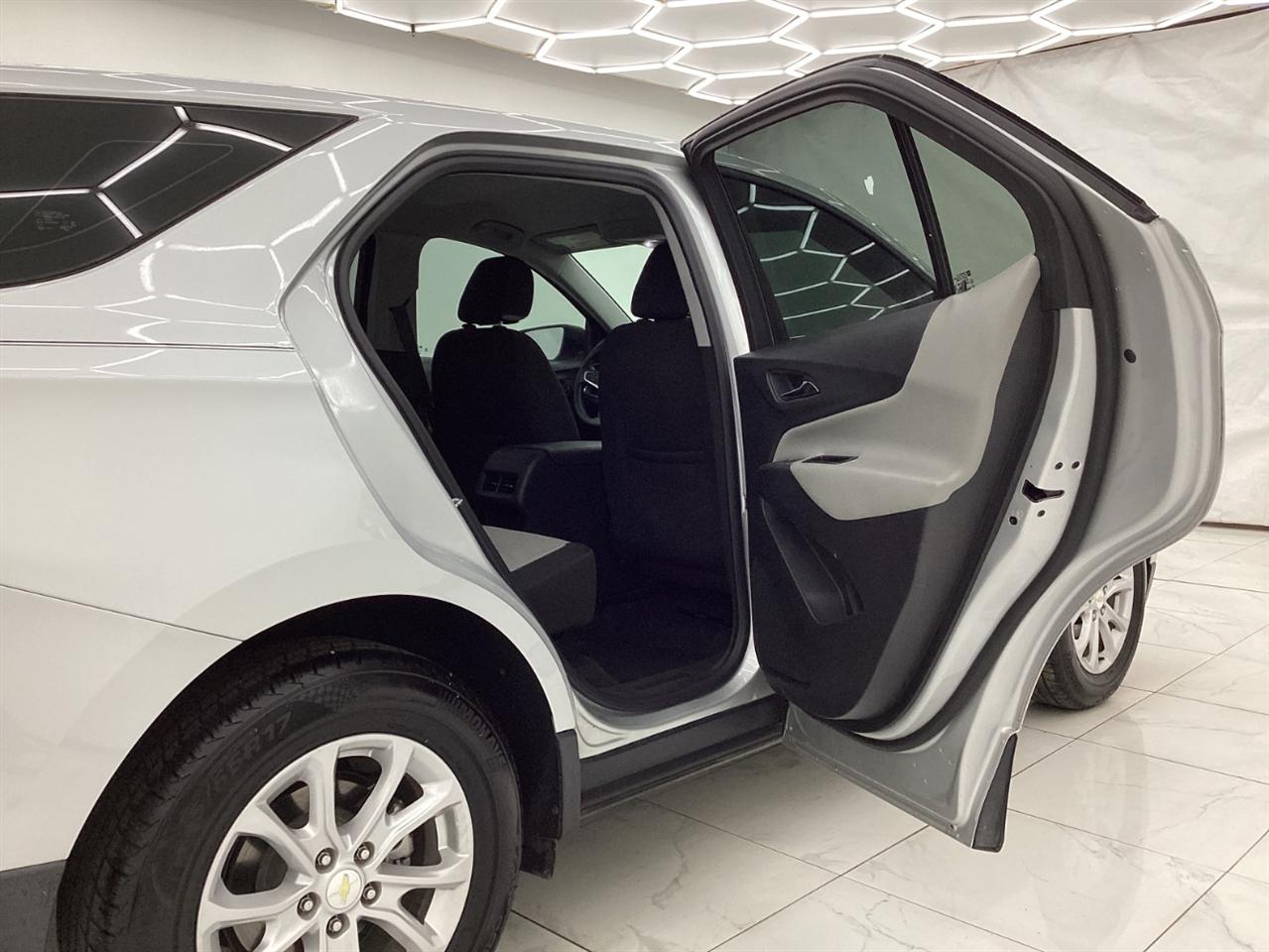 Chevrolet Equinox FWD 4dr LS w/1LS 2021