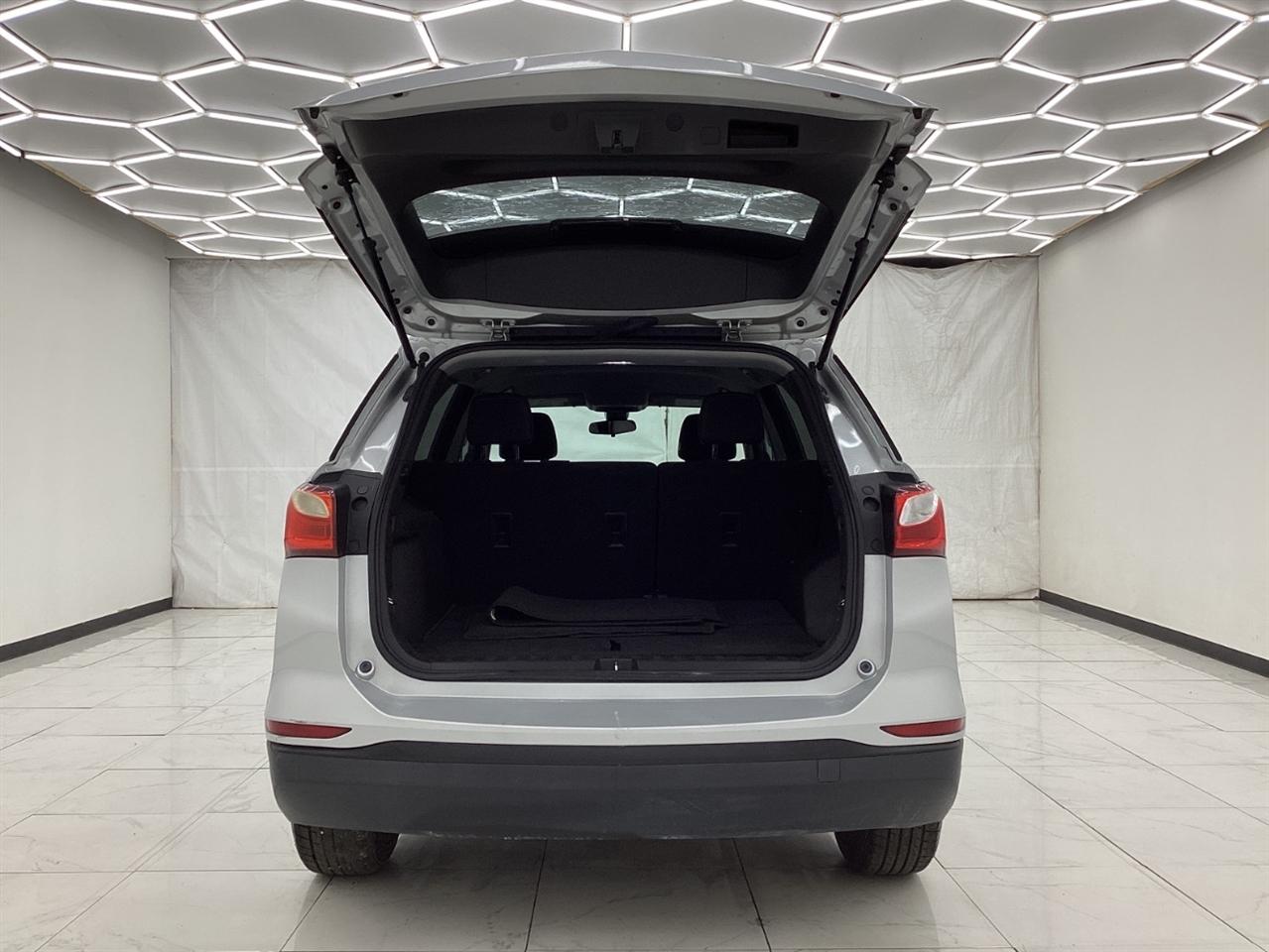 Chevrolet Equinox FWD 4dr LS w/1LS 2021