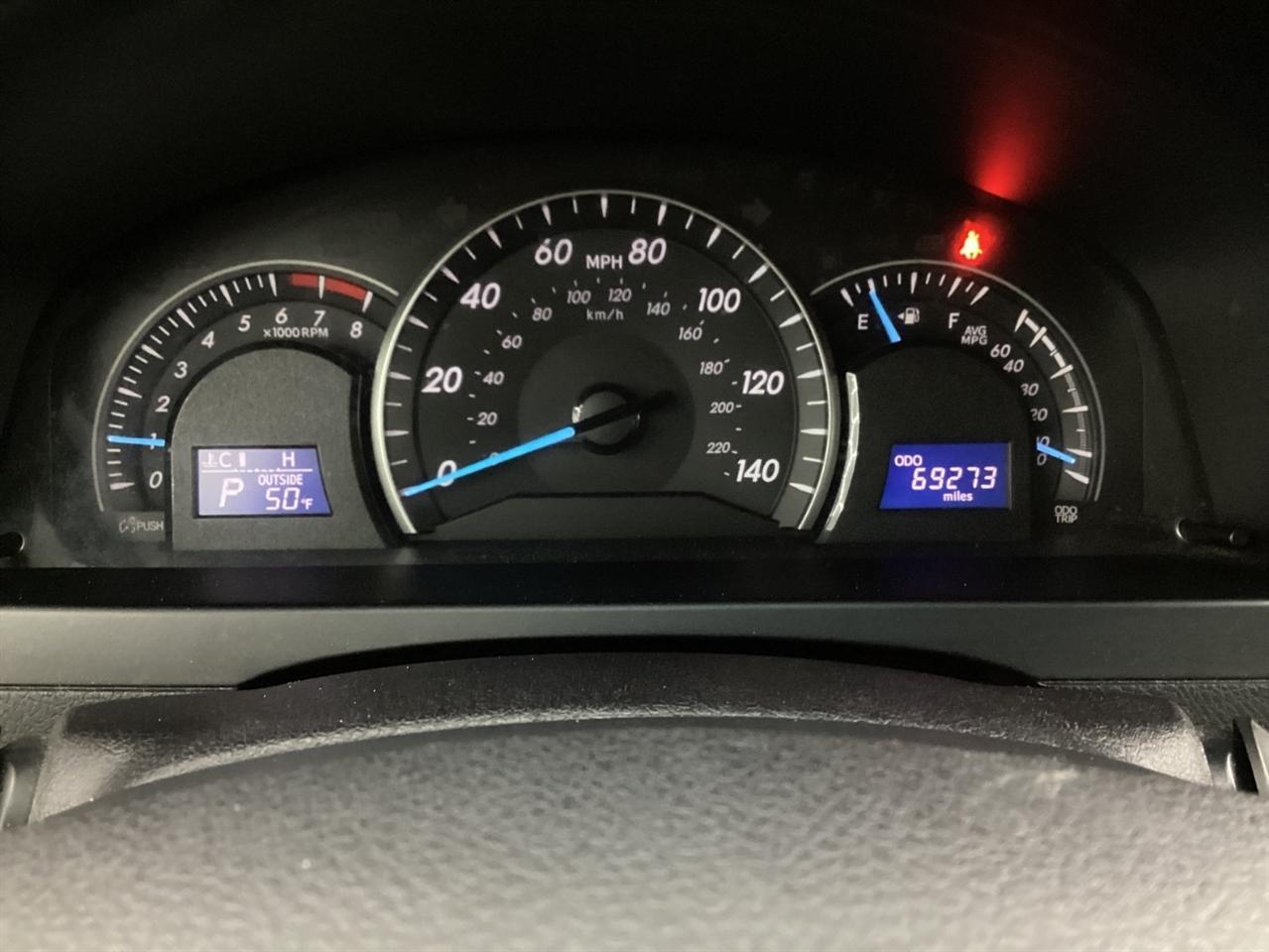 Toyota Camry 4dr Sdn I4 Auto XLE (Natl) 2015