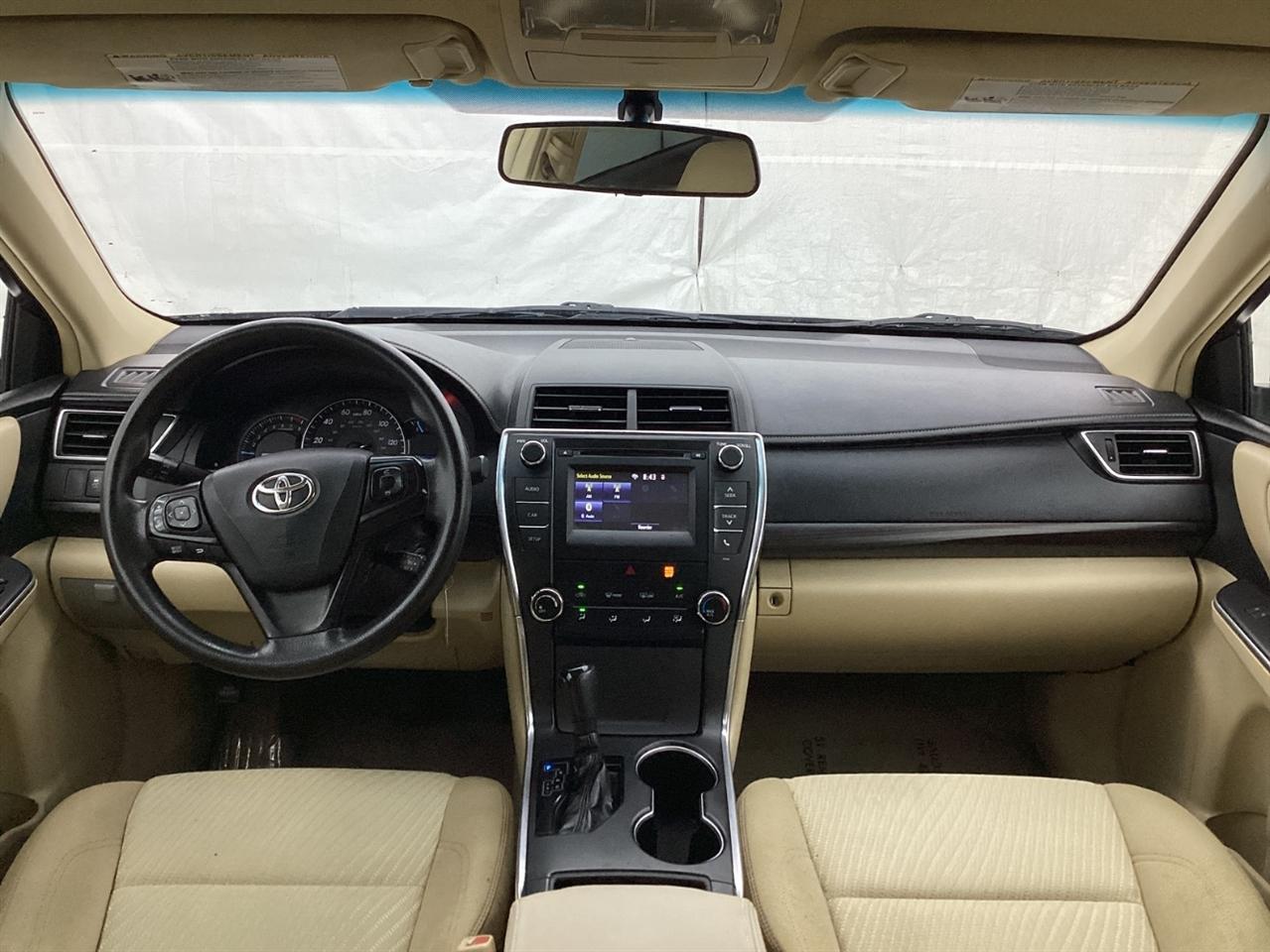 Toyota Camry 4dr Sdn I4 Auto XLE (Natl) 2015