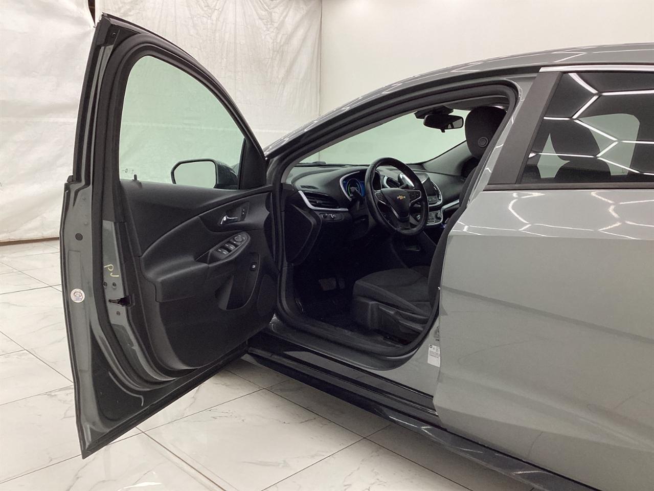 Chevrolet Volt 5dr HB LT 2017