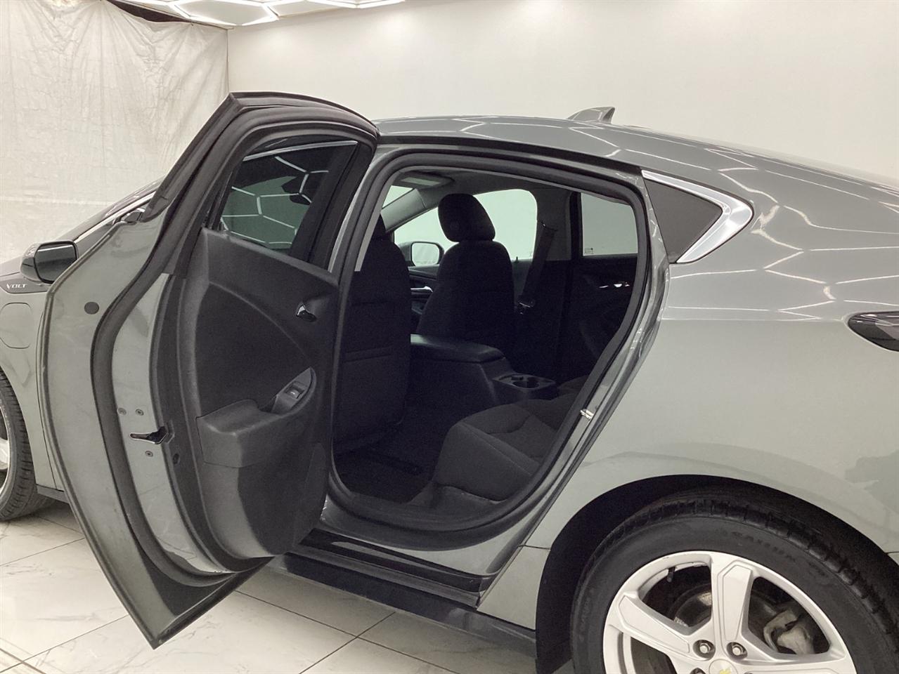 Chevrolet Volt 5dr HB LT 2017