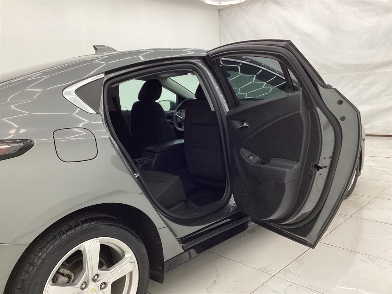 Chevrolet Volt 5dr HB LT 2017