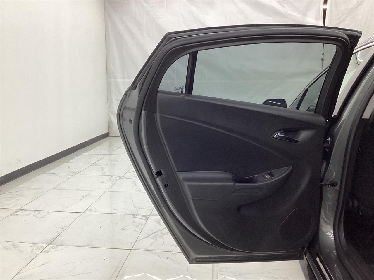 Chevrolet Volt 5dr HB LT 2017