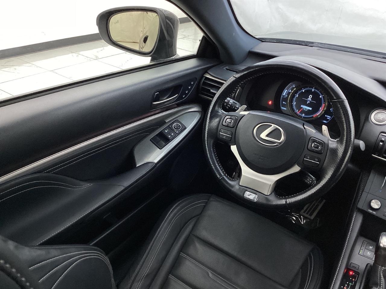 Lexus RC RC 300 AWD 2017