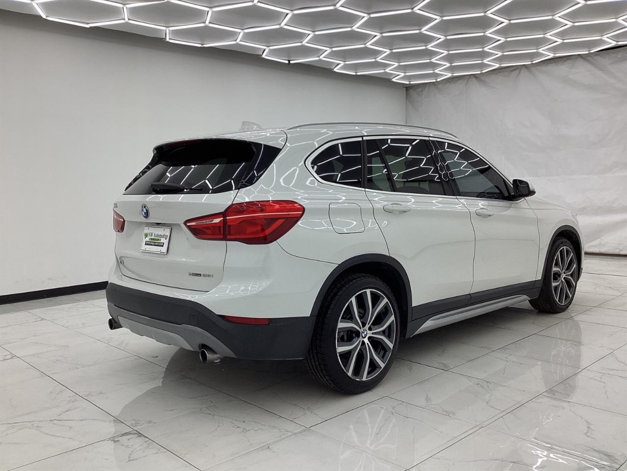 BMW X1 sDrive28i Sports Activity Vehicle 2018