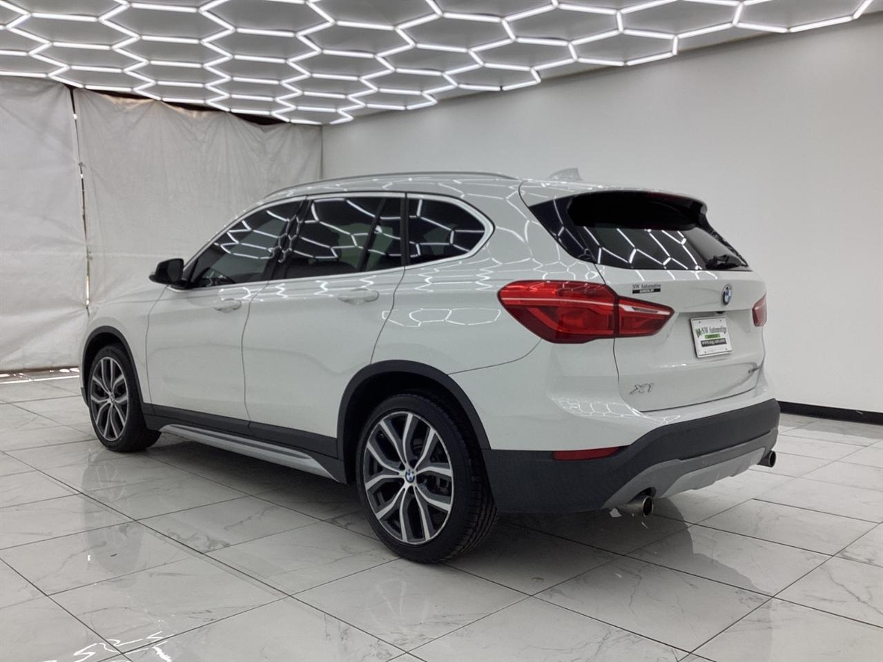 BMW X1 sDrive28i Sports Activity Vehicle 2018